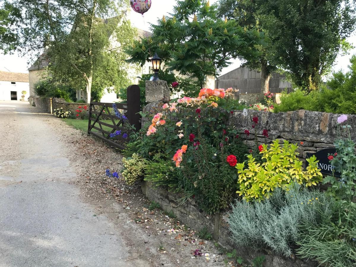 The Manor Farm Alderton Villa Chippenham  Eksteriør billede